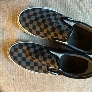 Checkerboard slip on